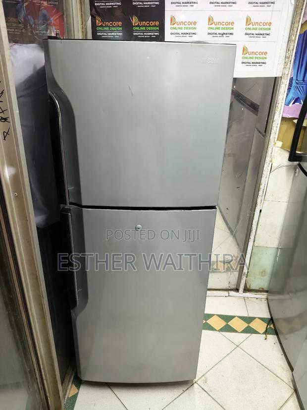 Well Maintained Samsung Fridge With Inverter Compressor - main view