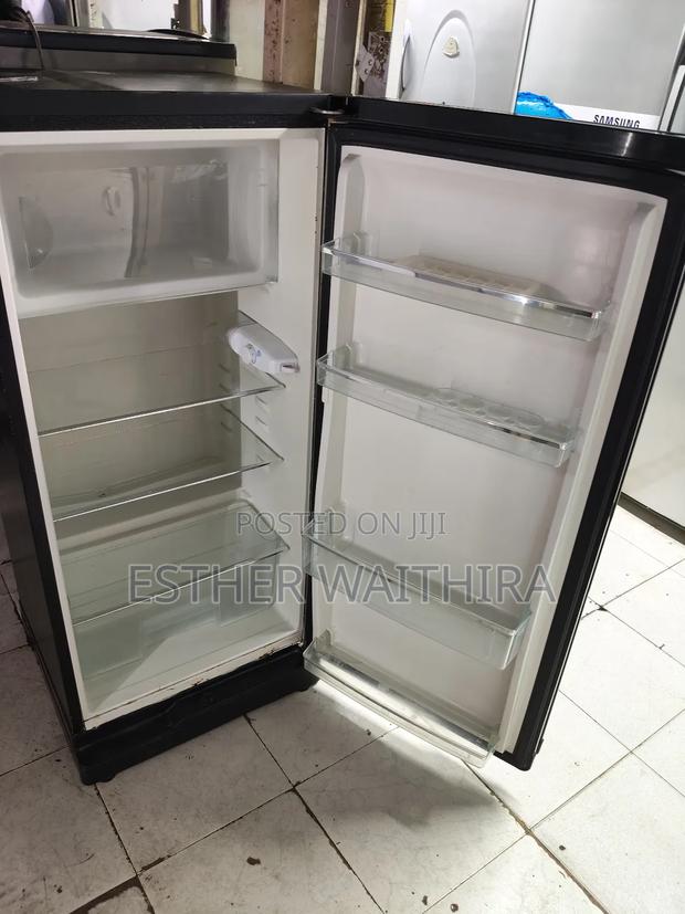 Silver Ramtoms Single Door Fridge - thumbnail 3