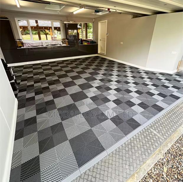 Interlocking Garage Floor Mats – Professional Look - main view