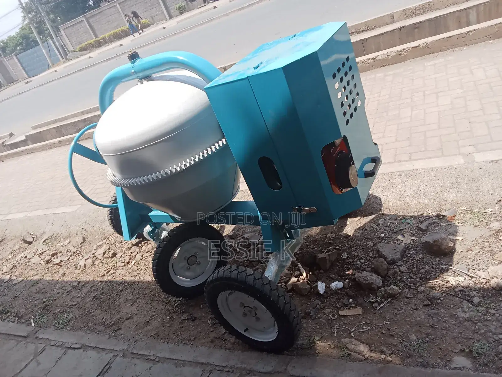 High Quality Portable Concrete Mixer (Aico) 400l