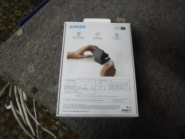 Anker 3 in 1 Cube With Magsafe Witreless Charging Station - thumbnail 3