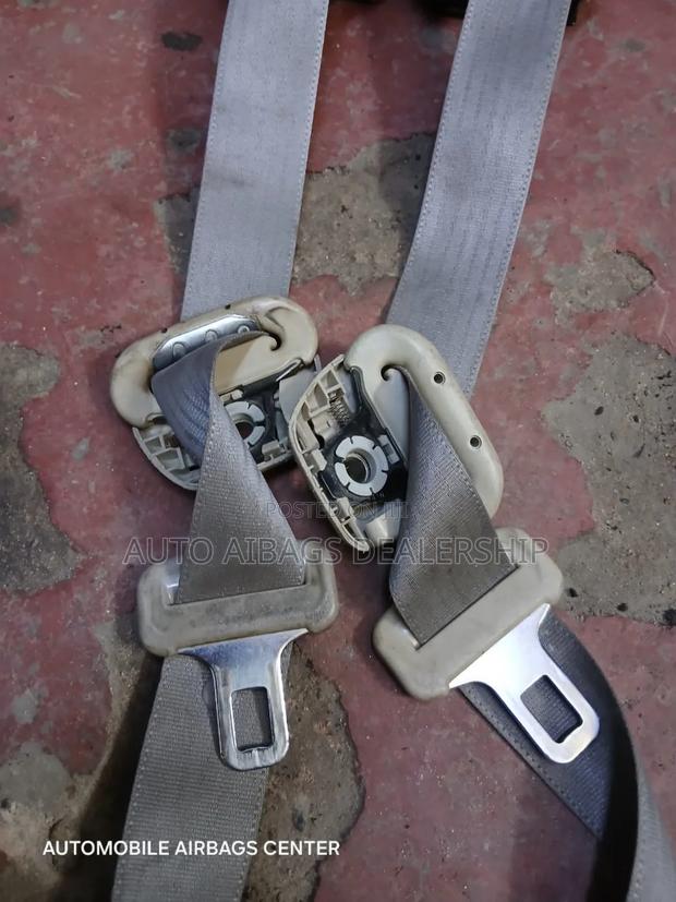 Front Seat Belt Alion/Premio 240. - thumbnail 3
