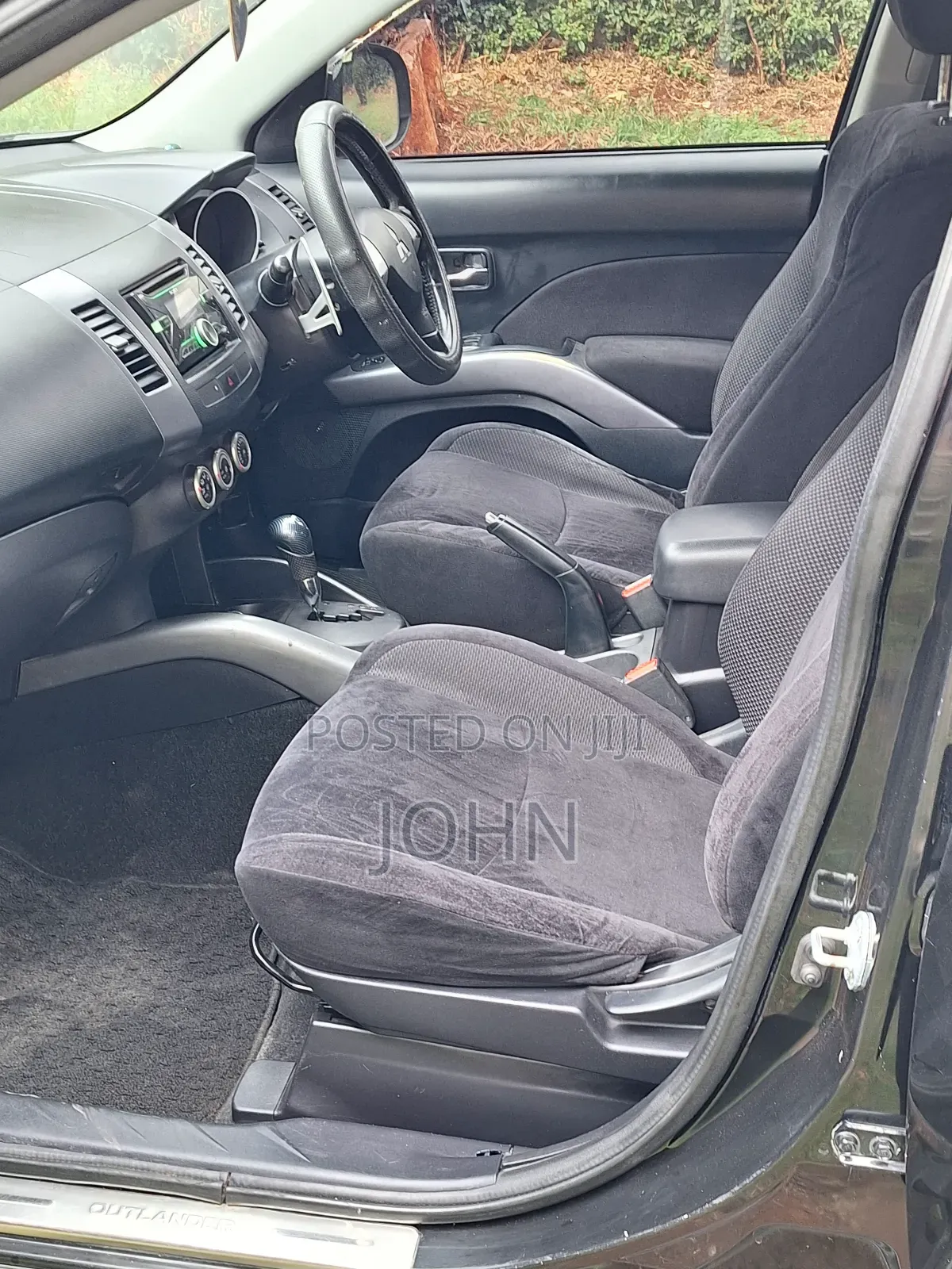 Mitsubishi Outlander SE 2010 Black