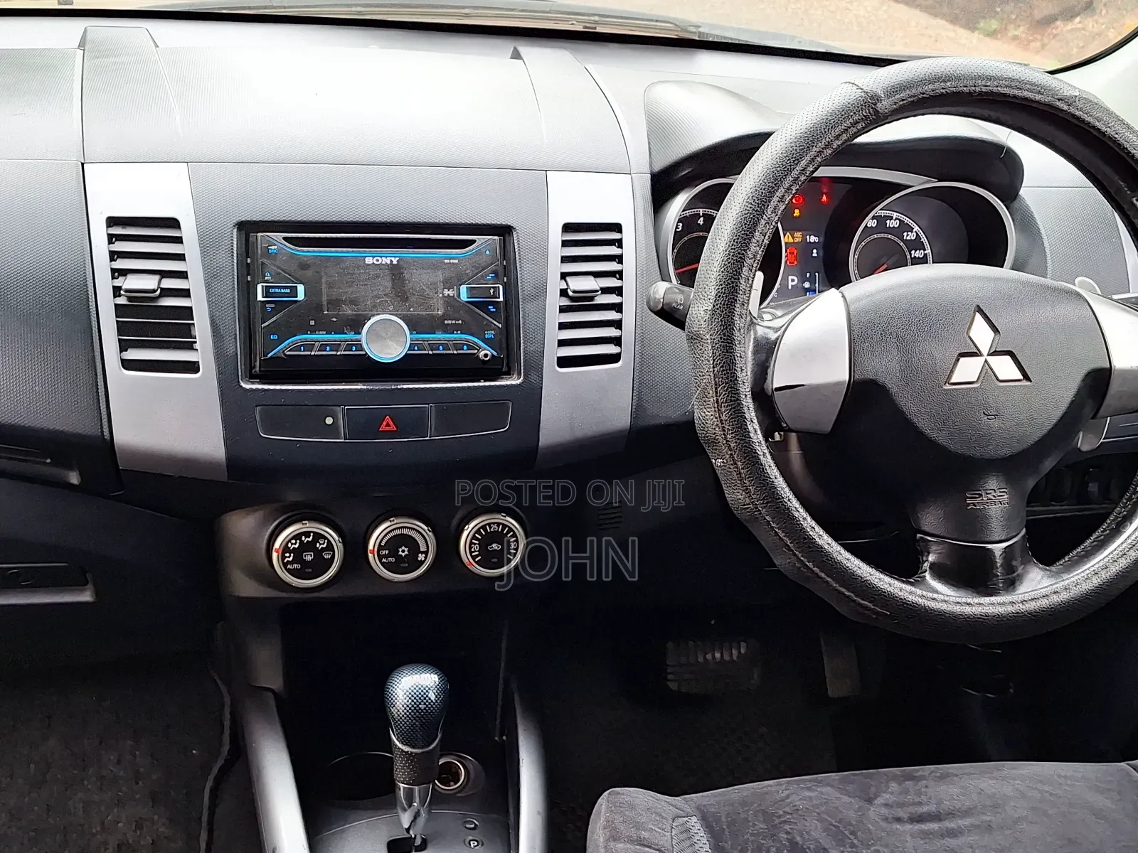 Mitsubishi Outlander SE 2010 Black