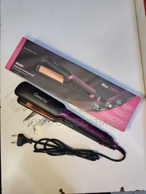 Geemy Professional Ceramic Hair Straightener Max 220°C Flat Iron