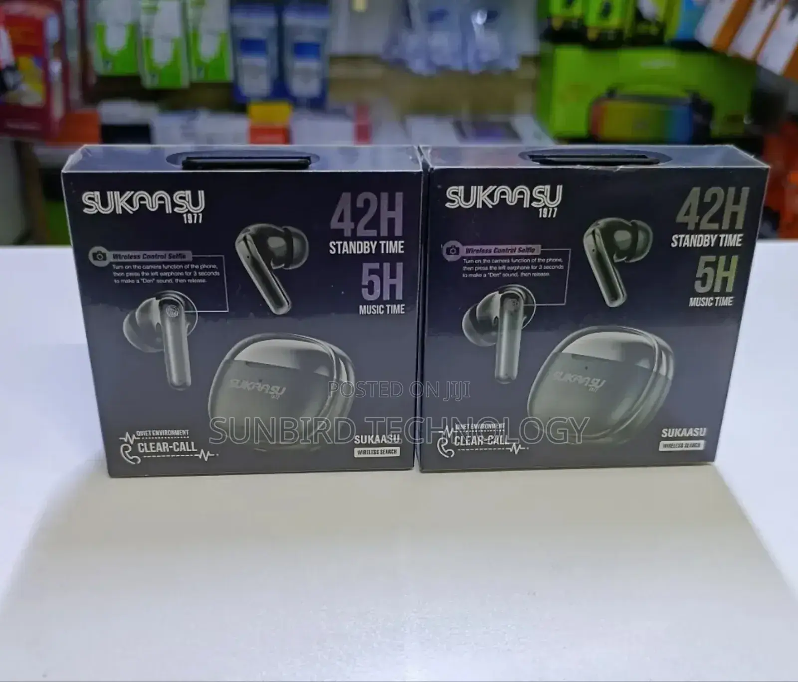 Sukaasu 1977 Earpods.