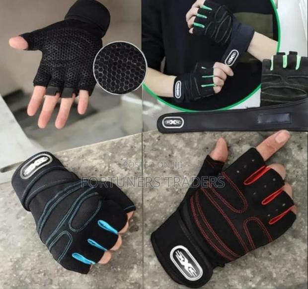 Gym Gloves /Heavy Duty Gym Gloves