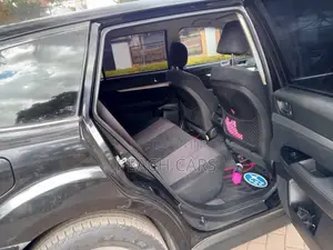 Subaru Outback 2.5i 2011 Black