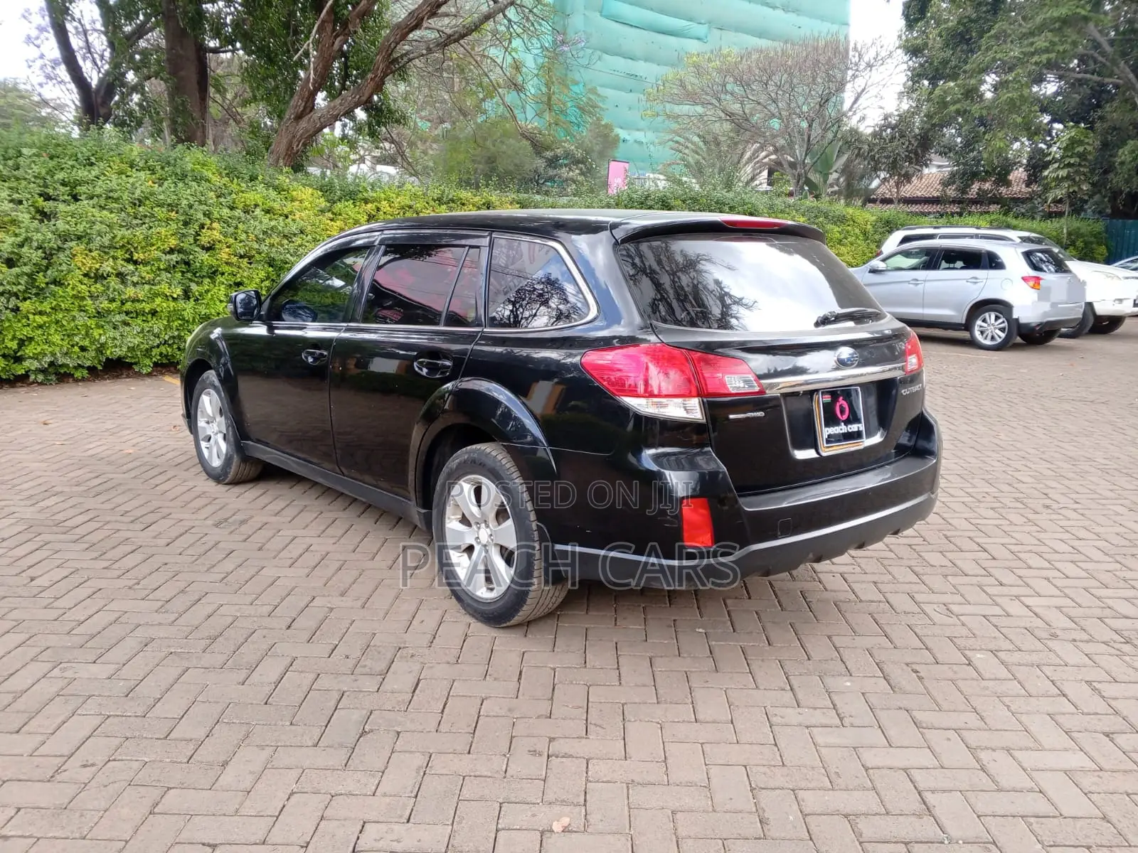 Subaru Outback 2.5i 2011 Black
