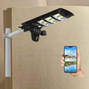 2-in-1 450 Watts Led Solar Street Light With Triple Lens PTZ Camera