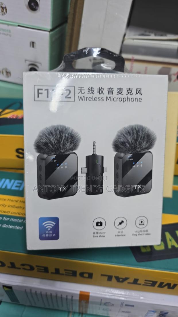 F11-2 Dual Wireless Lavalier Microphones For Phone & Camera - main view