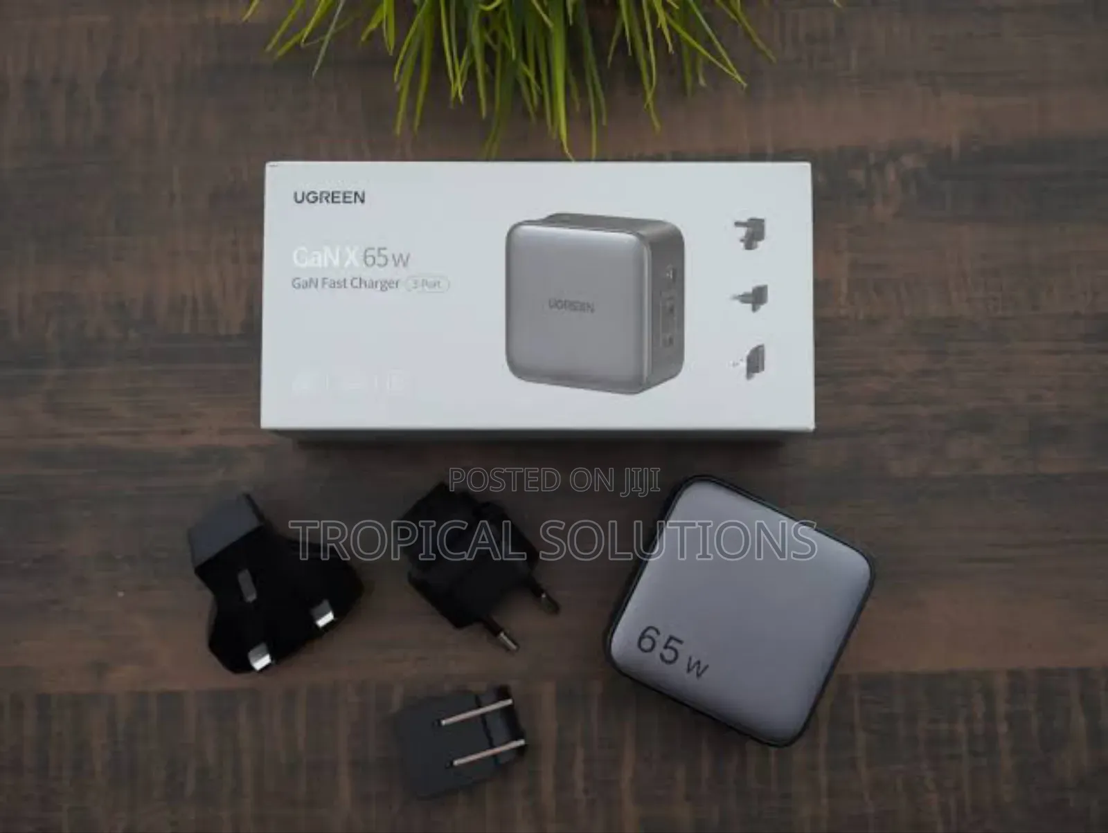 Ugreen 65w 3-Port Gan Fast Charger With Interchangeable Plug Cd296