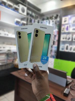 New Samsung Galaxy A06 64 GB Gold