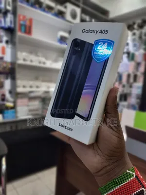 New Samsung Galaxy A05 64 GB Gold