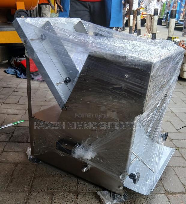 Commercial Bread Slicer Machine – Heavy Duty