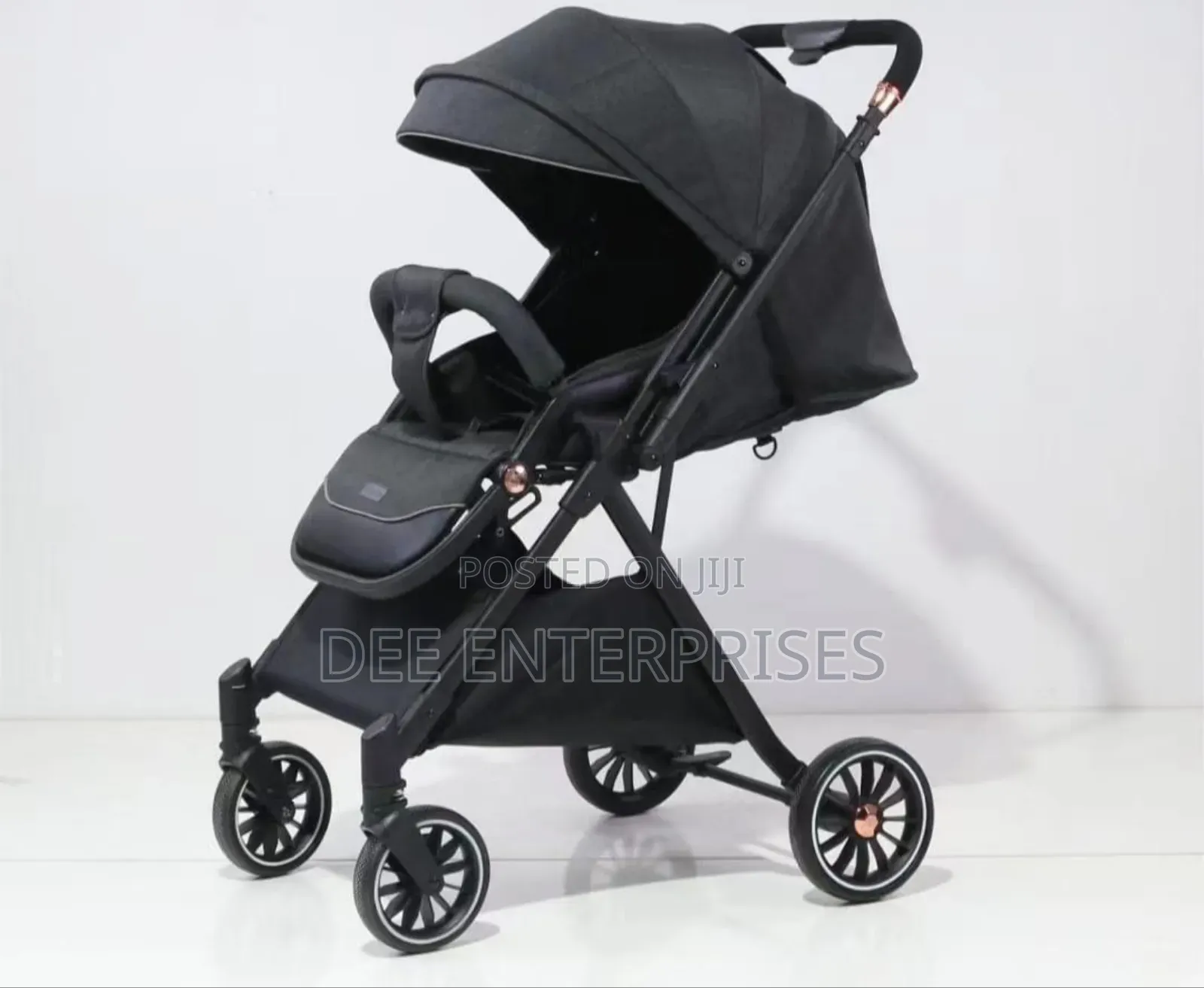 Baby Stroller
With Reversible Handle