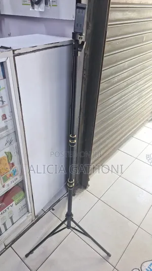 New Tripod Stand 2mtrs With Holder