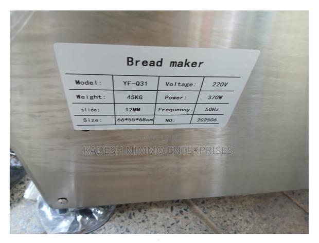 Heavy Duty Bread Slicing Machine – Fast Efficient