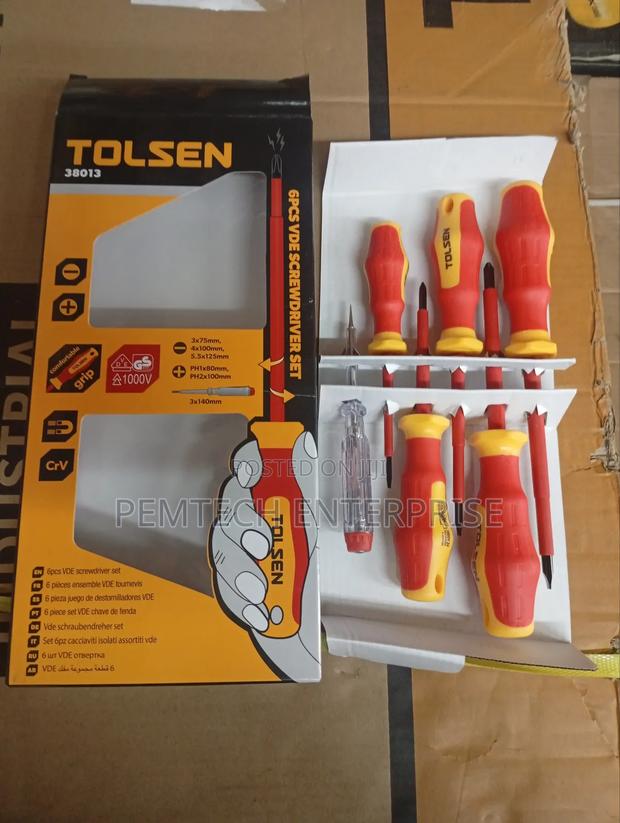Tolsen 6-Piece Vde Insulated Screwdriver Set, Model Number 38013. - main view
