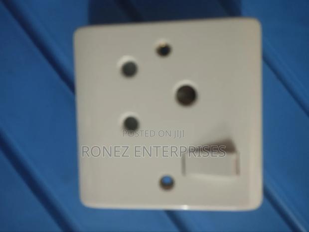 Single Socket 15 Amps - thumbnail 2