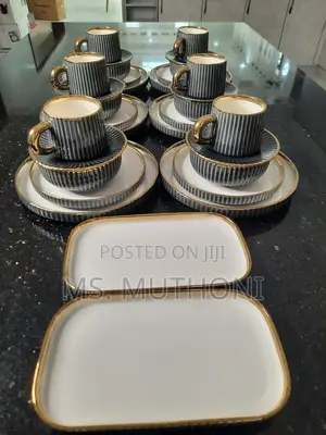 Grey / Gold Elegant 32 PCS European Porcelain Dinner Set