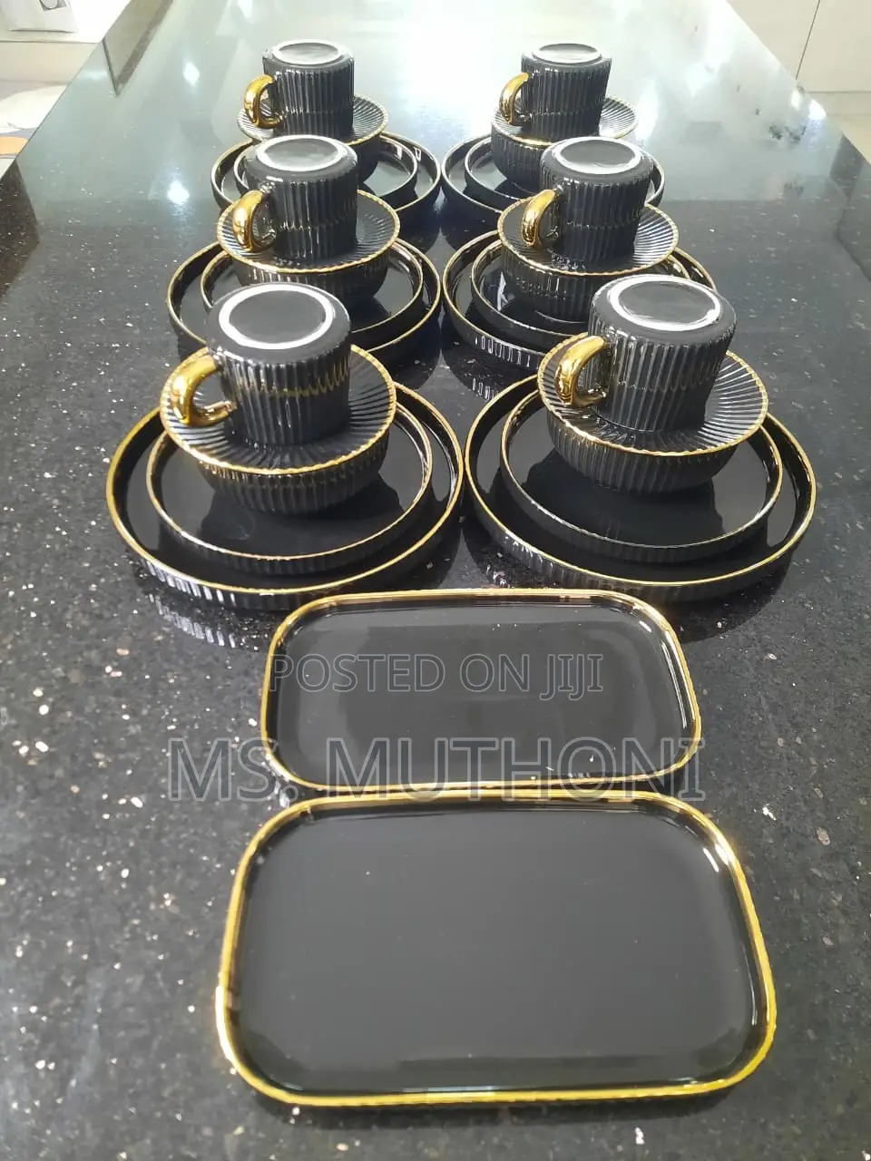 Grey / Gold Elegant 32 PCS European Porcelain Dinner Set