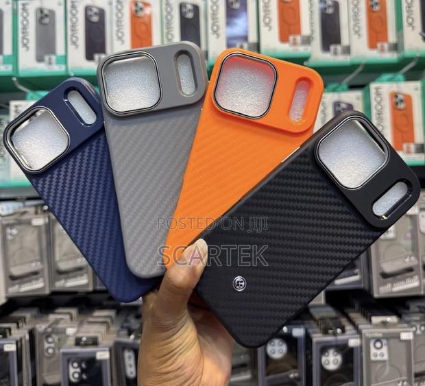 17 Pm 17 Pro Cases - thumbnail 2