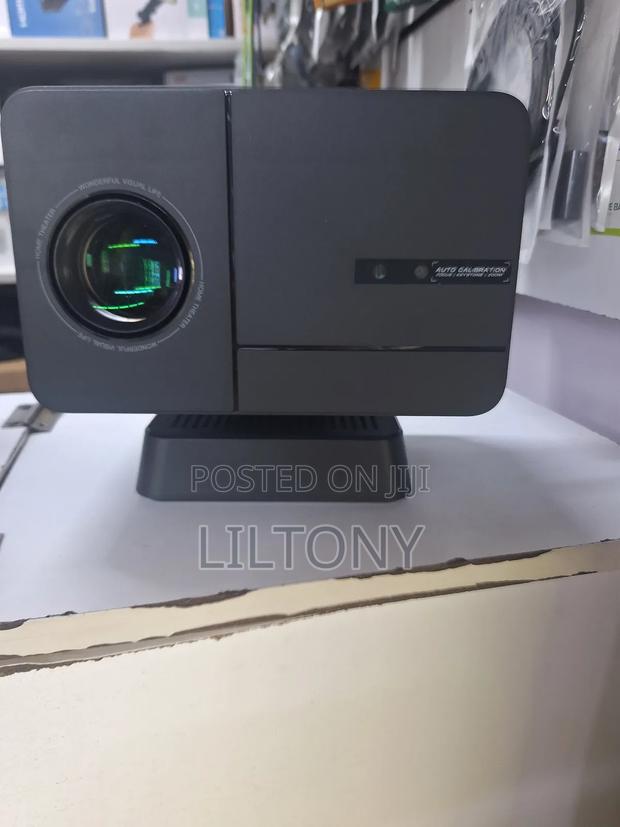  Wireless Projector - main view