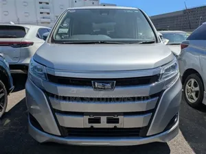 Toyota Noah 2019 Silver