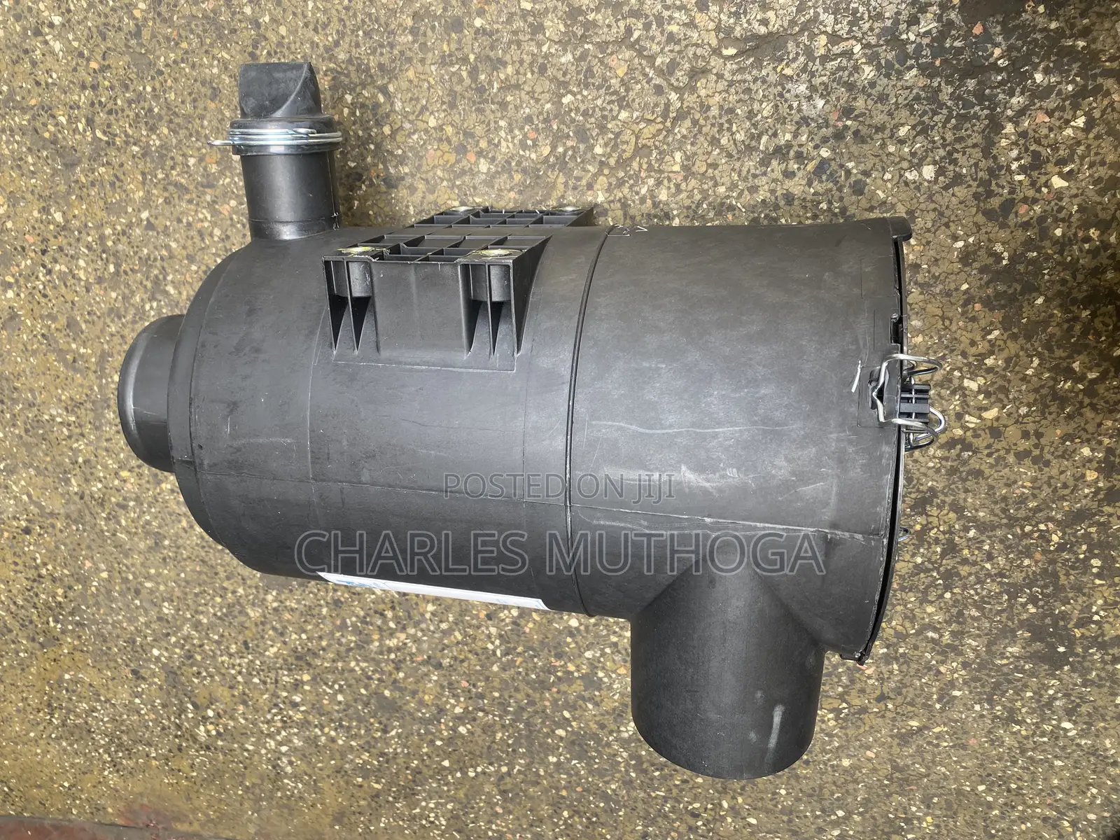 Fuso Fi Air Cleaner Housing