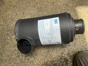 Fuso Fi Air Cleaner Housing