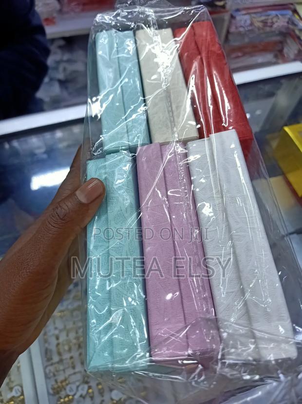 White,Cream,Red,Mint Green Pink Fancy Gift Boxes - thumbnail 7