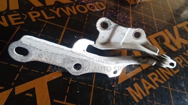 Bonnet Hinges Landcruiser Prado 120