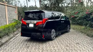 Toyota Alphard 2.5 Petrol FWD 2018 Black