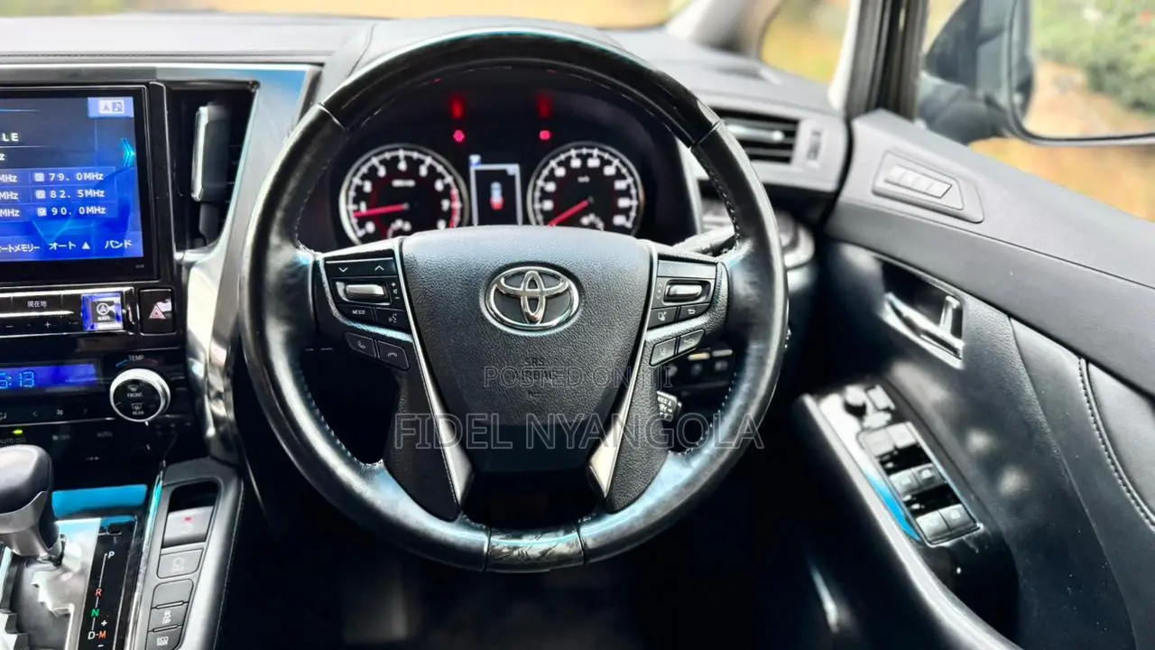 Toyota Alphard 2.5 Petrol FWD 2018 Black