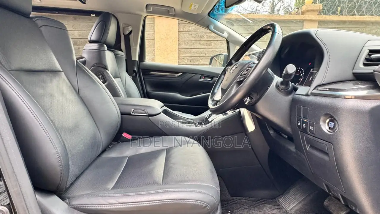 Toyota Alphard 2.5 Petrol FWD 2018 Black