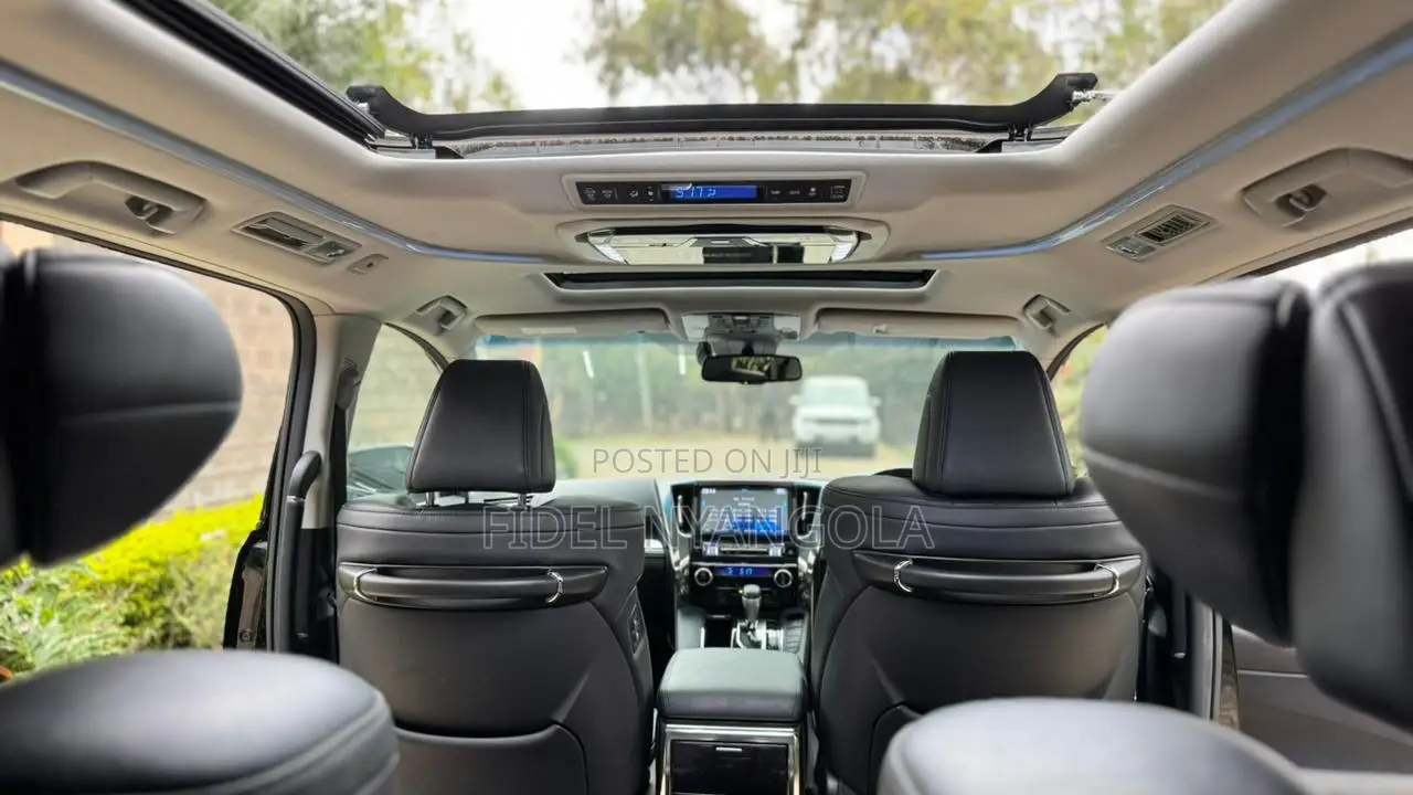 Toyota Alphard 2.5 Petrol FWD 2018 Black