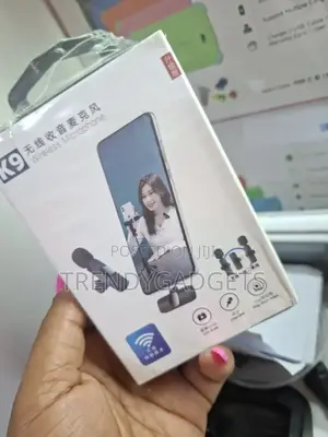  Wireless Microphone