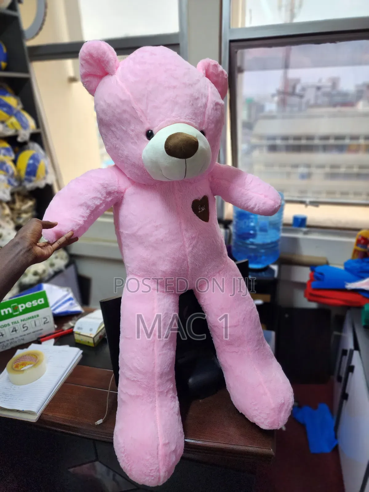 Humongous Teddy Bears