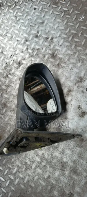 Axela Side Mirror Available (Mazda)