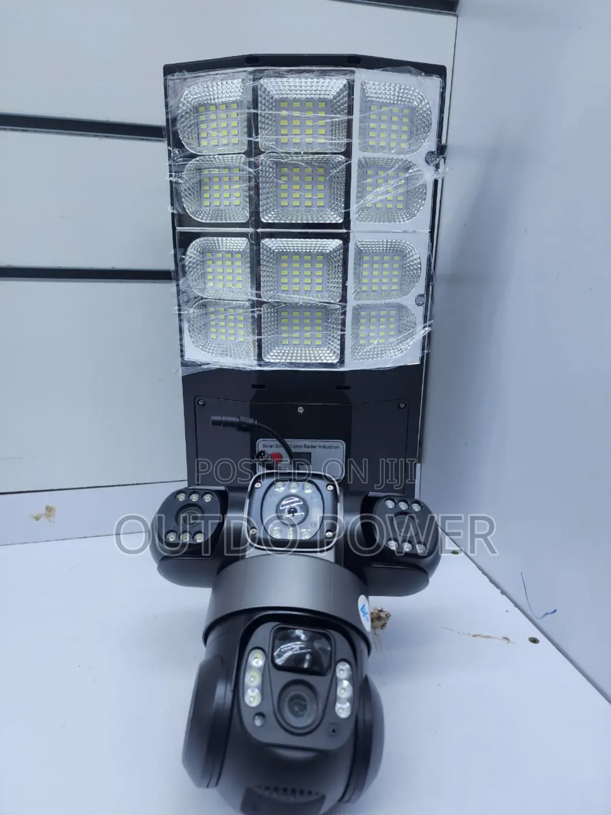 Tripple Lens 4g Solar Street Light With Camera