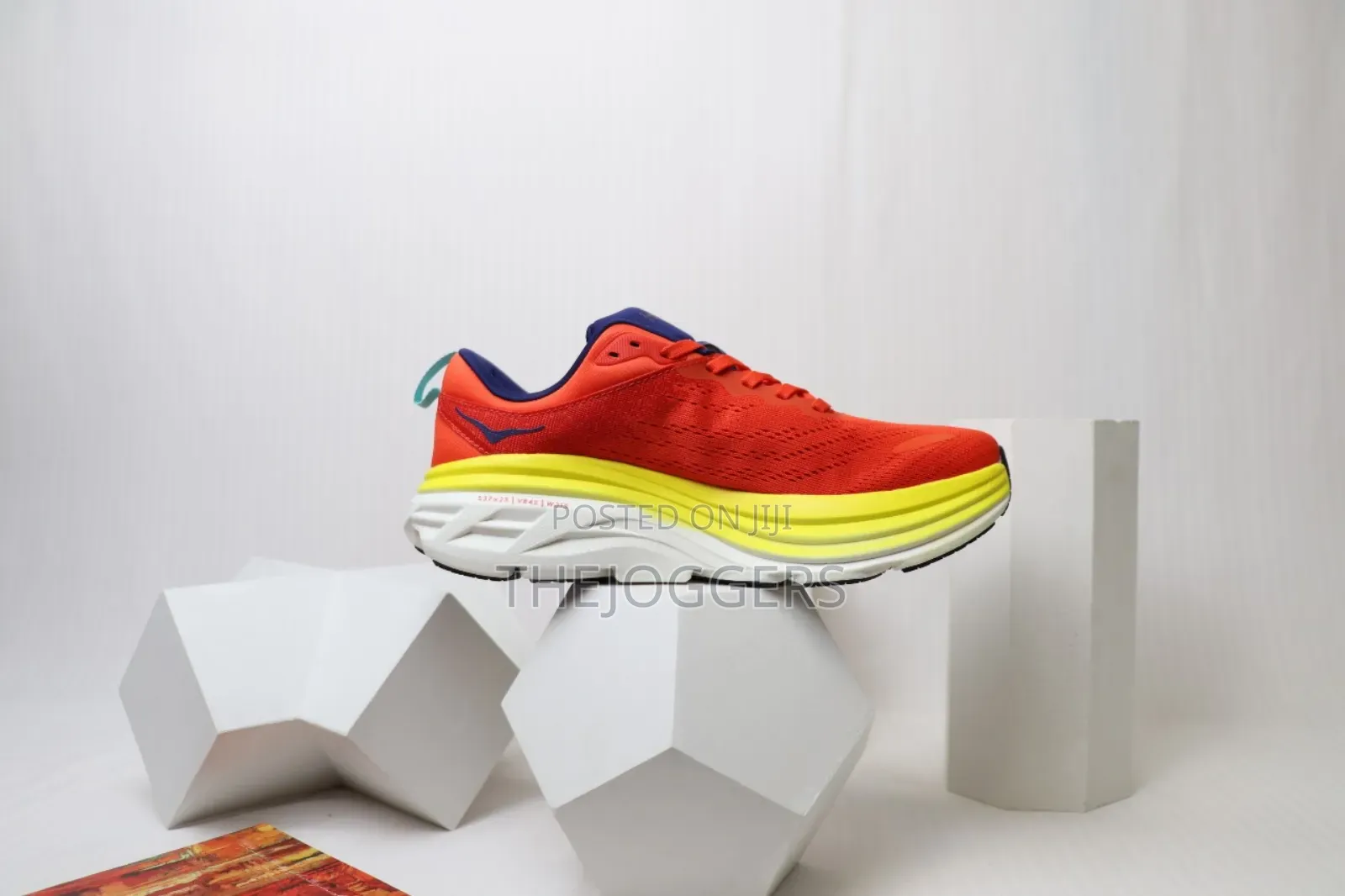 Hoka One One Bondi 8red Alert Flame