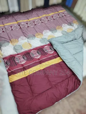 *Double Sided Heavy Cotton Binded Duvet* Size: 6×7 Pillowcases