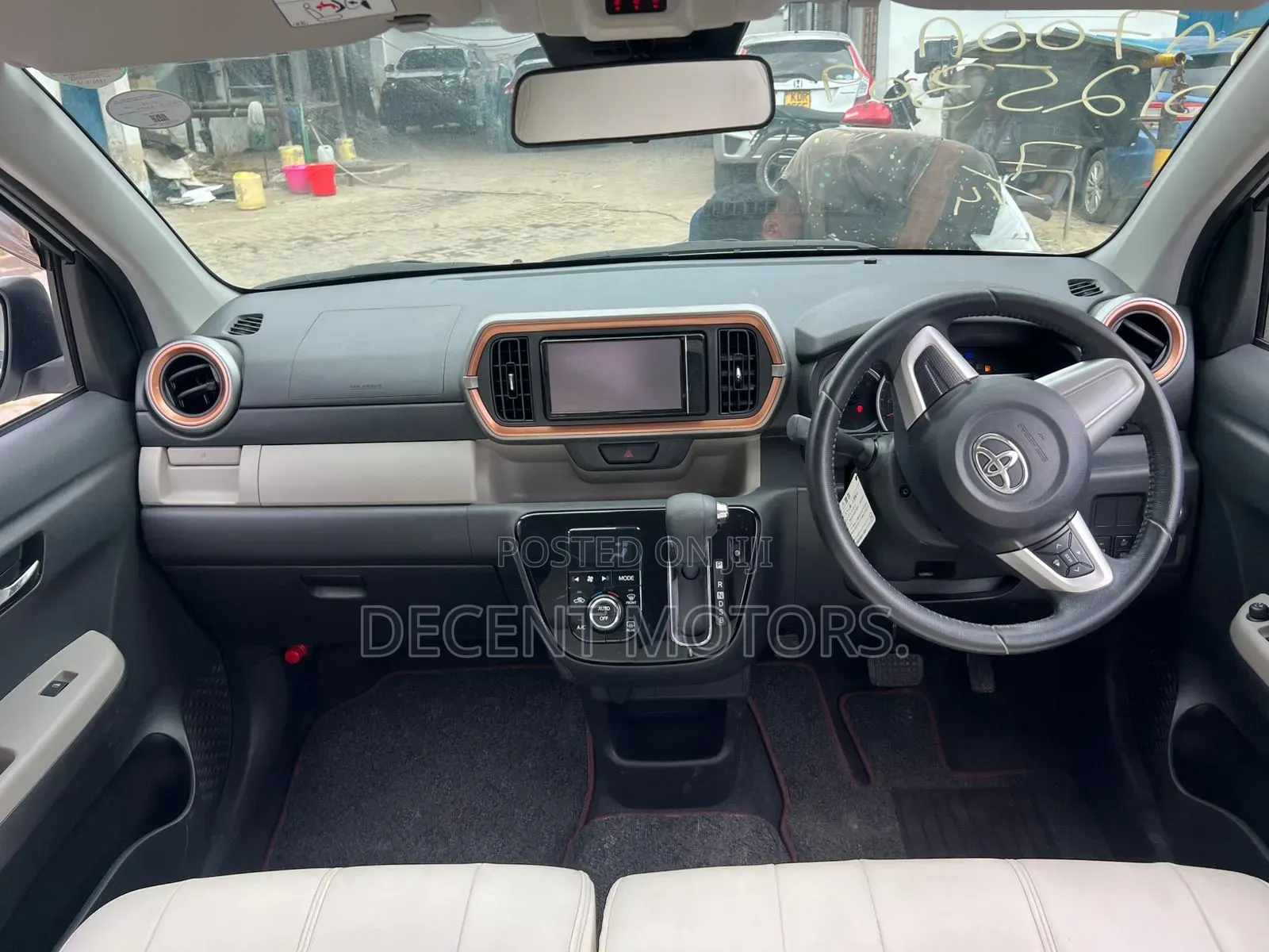 Toyota Passo 1.0 FWD 2019 White