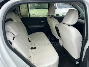 Toyota Passo 1.0 FWD 2019 White