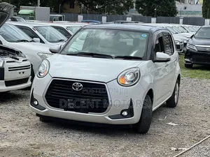 Toyota Passo 1.0 FWD 2019 White