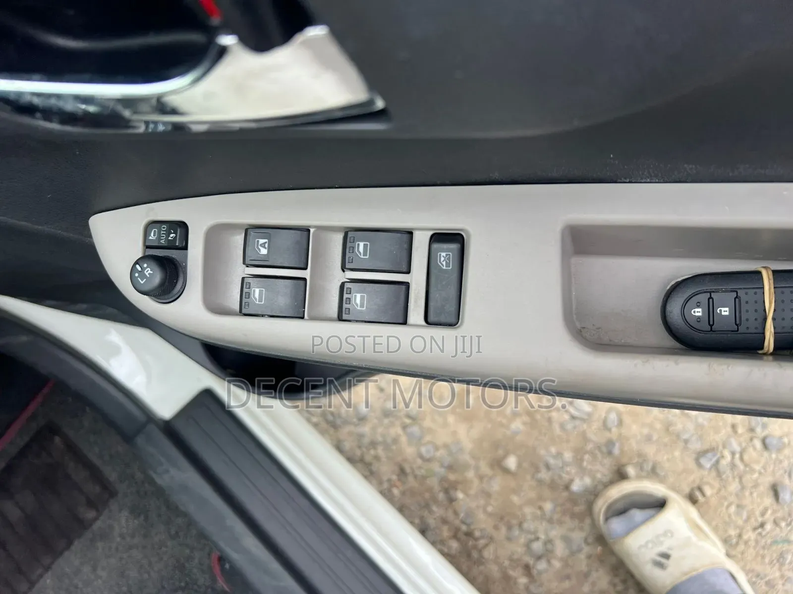 Toyota Passo 1.0 FWD 2019 White