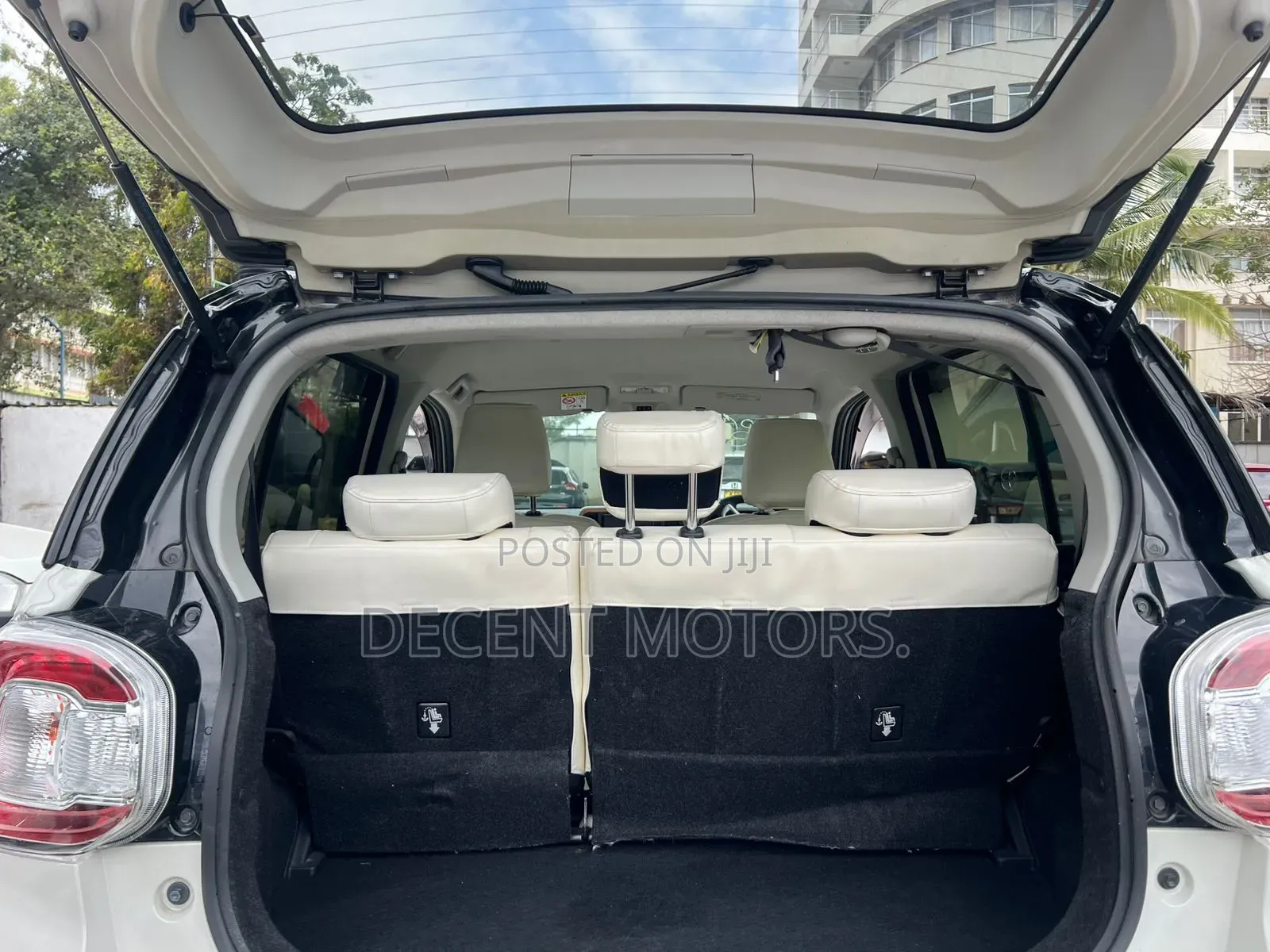 Toyota Passo 1.0 FWD 2019 White