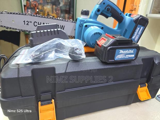 Cordless Chain Saw 12" Makita