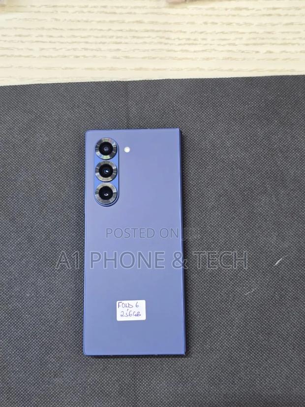 Samsung Galaxy Z Fold6 256 GB Blue - thumbnail 2